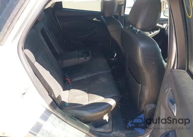 1FADP3J27DL338486: 42054340