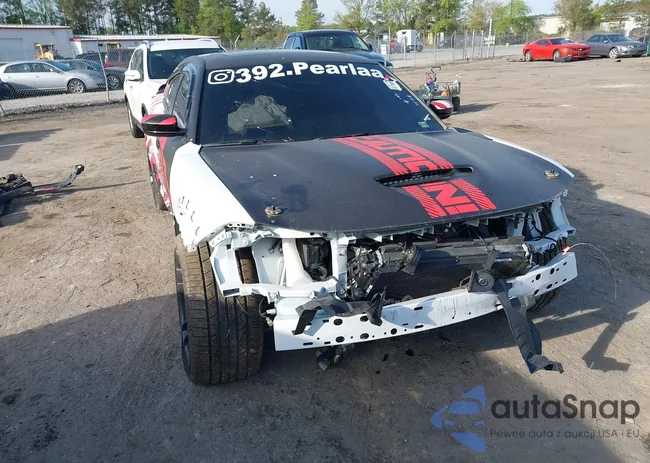 2C3CDXGJ3PH628752: 42054620