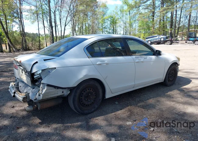 1HGCP2F38BA085917: 42054648