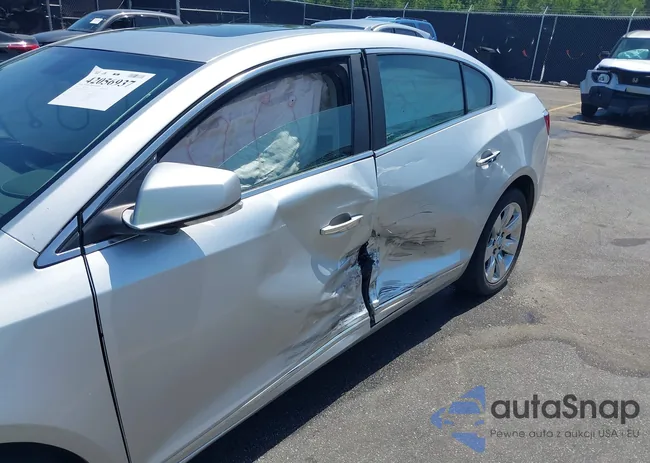 1G4GC5ED6BF302404: 42056937