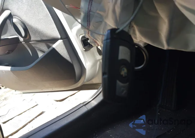 WBAVL1C56FVY29996: 42056415