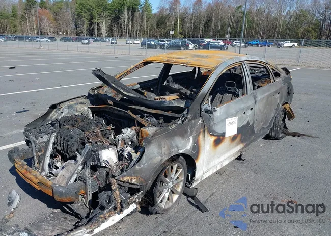 5NPE24AF3JH600686: 42058243