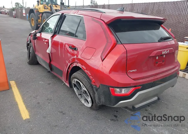 KNDCR3LE5P5110115: 42058310