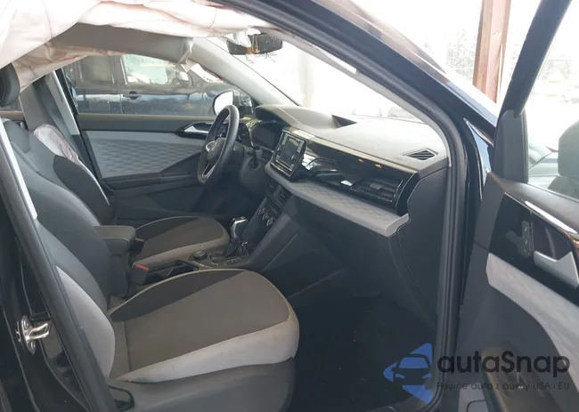 3VV8X7B2XRM127470: 42058329