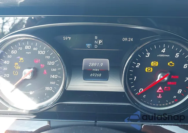 WDDZF4JB8HA029853: 42059263