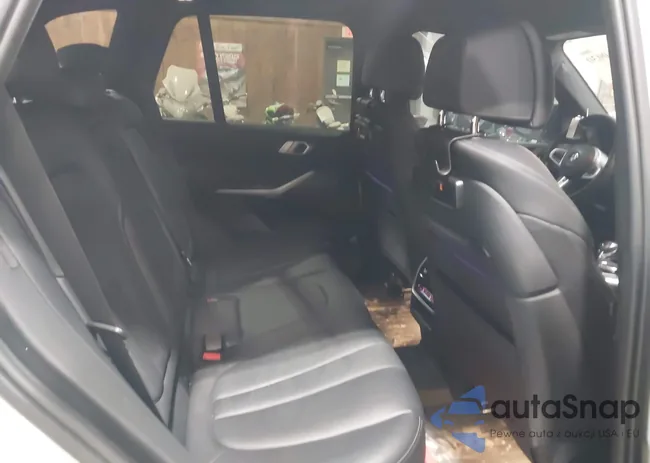 5UXCR6C55KLL03630: 42060030