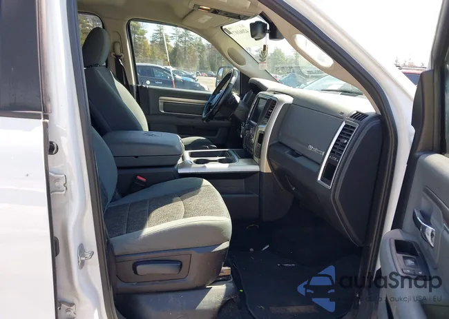 1C6RR7TTXGS236107: 42061073