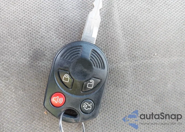 1FMCU0D76BKB94836: 42060415