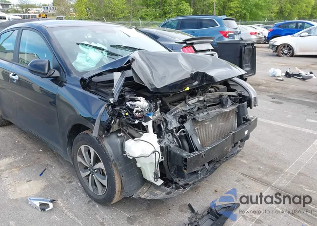 3KPA24AD6PE573395: 42060527