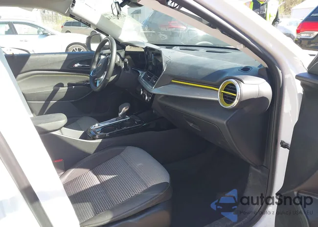 KL77LHE27RC236197: 42062234