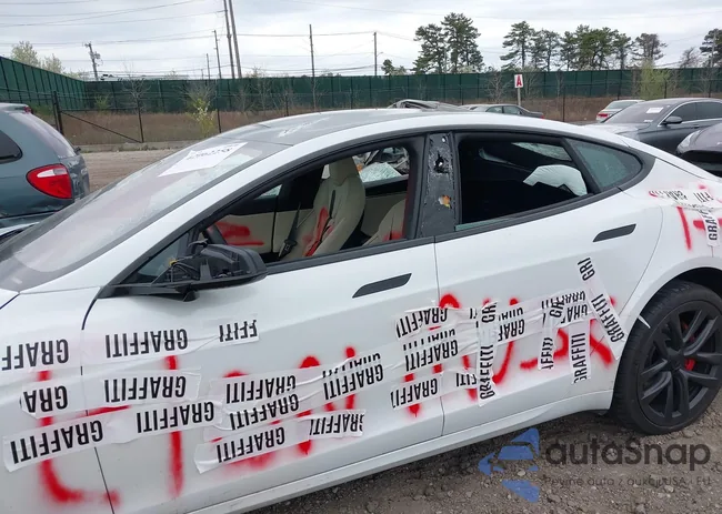 5YJSA1E68PF507197: 42062258