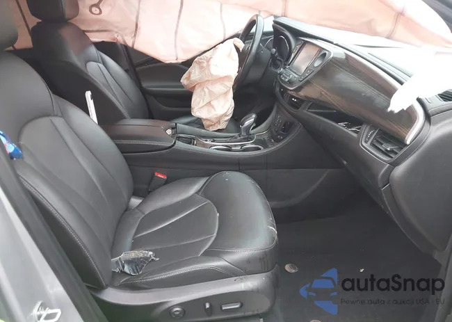 LRBFX2SA2KD005461: 42062776