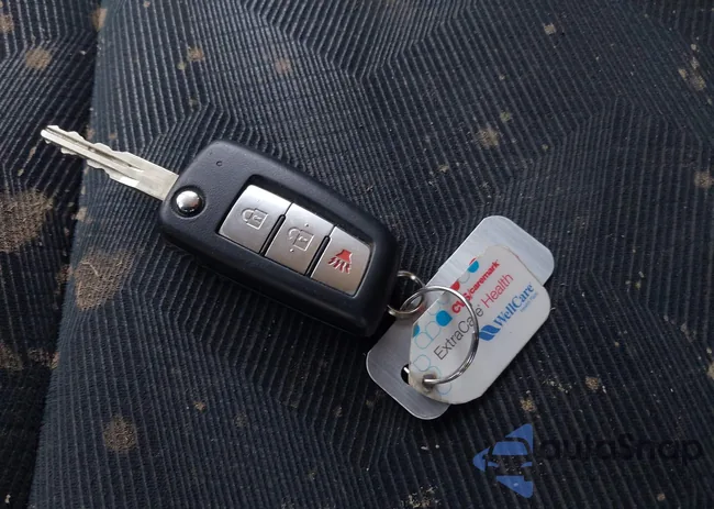 JN8AT2MV4GW140030: 42062876