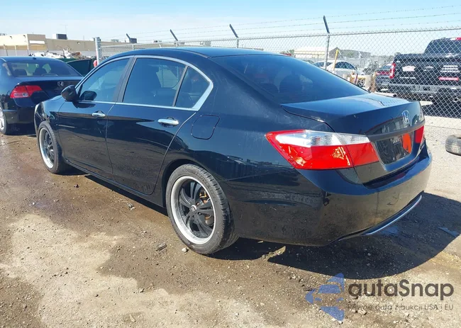 1HGCR2F30EA169504: 42062933