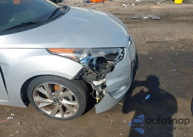 KMHTC6AD8GU301395: 42063057