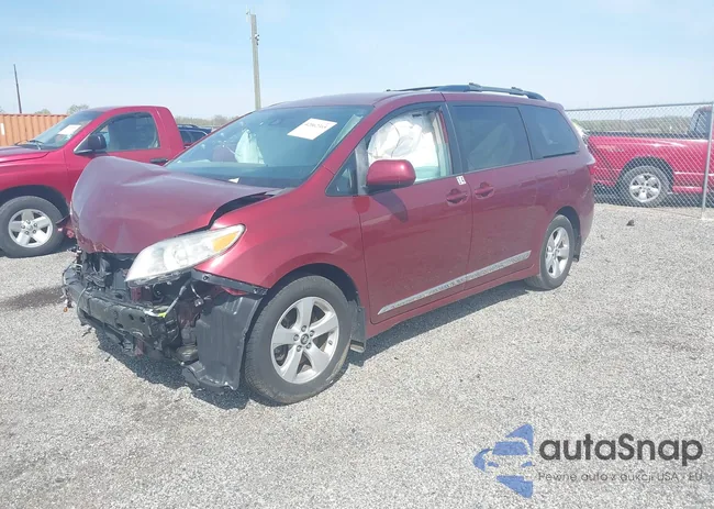 5TDKZ3DC2JS927200: 42062365