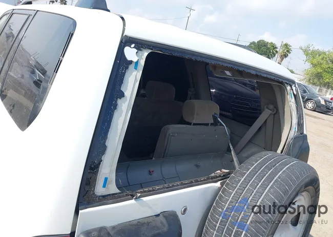 JS3TY92V534106381: 42063755