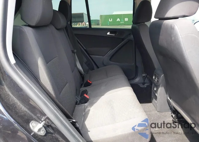 WVGAV7AX5HK042976: 42063969