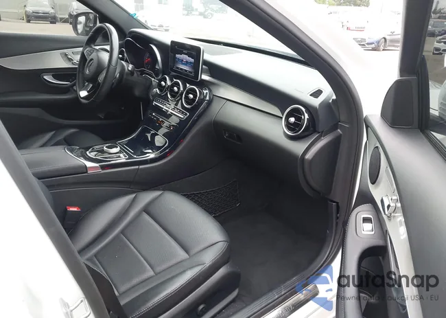 55SWF4JB3JU253363: 42064149