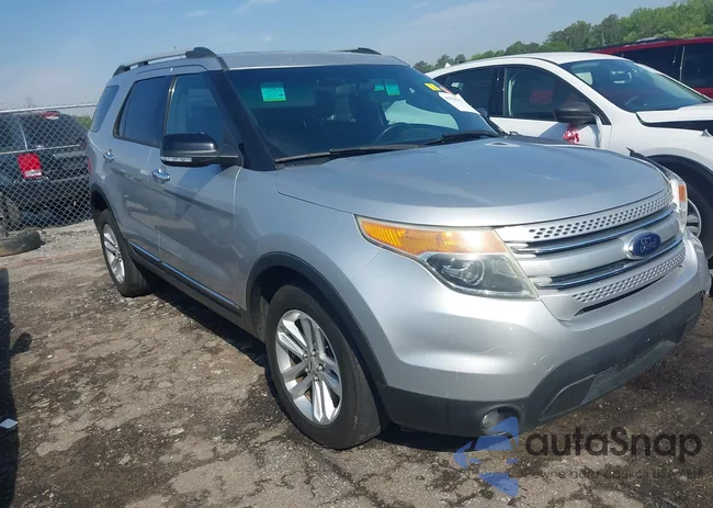 1FM5K8D84FGB40837: 42064207