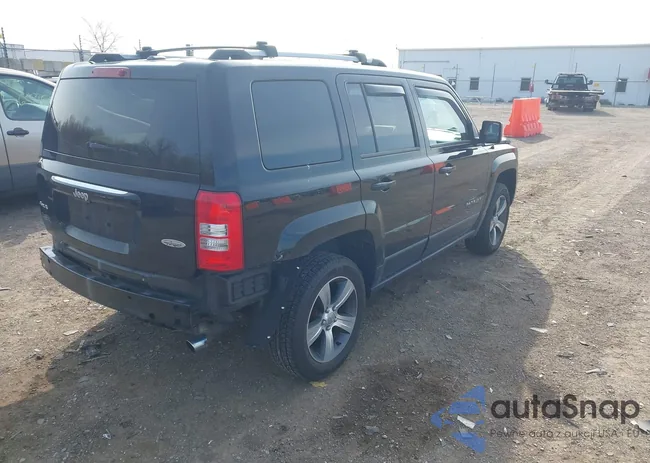 1C4NJRFBXGD557890: 42063445