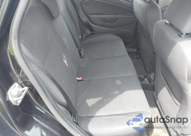 3FADP4EJ8FM146101: 42064502