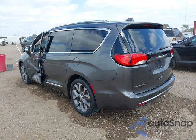 2C4RC1GG1JR105869: 42064725