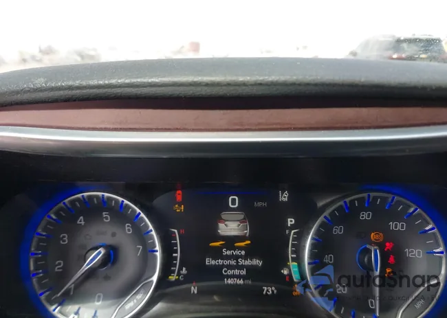 2C4RC1GG1JR105869: 42064725