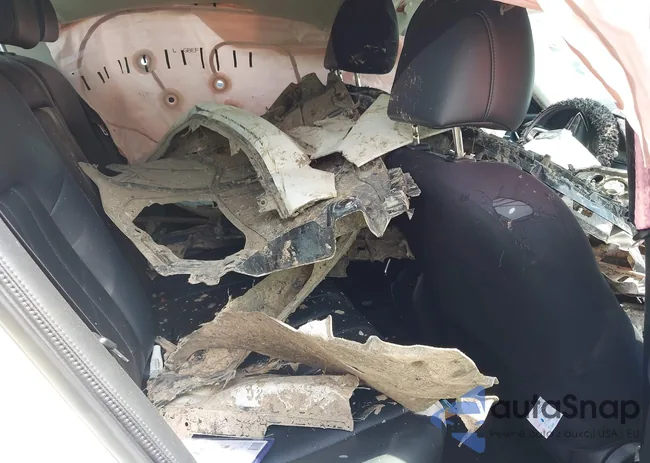 JM1GL1VM5M1603551: 42066033