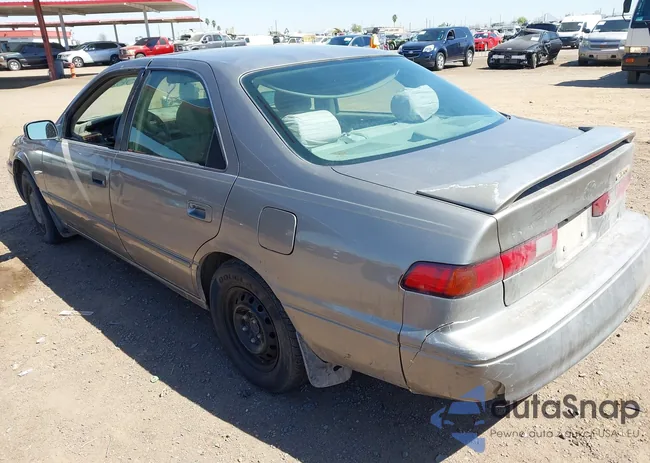 4T1BG22K0WU352118: 42066267