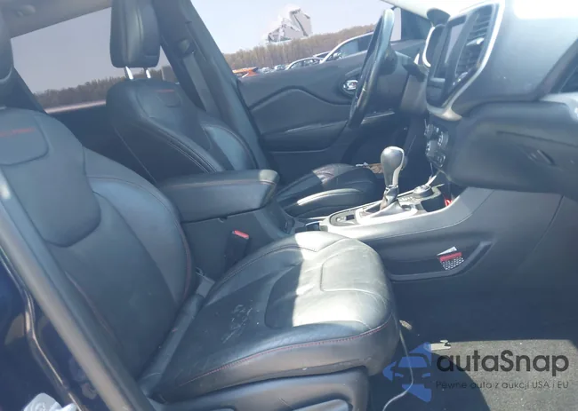 1C4PJMBS3FW520829: 42065548