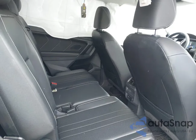 3VV3B7AX9NM089164: 42065583