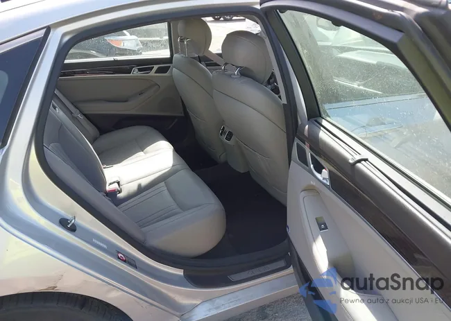 KMHGN4JE4GU129990: 42065632