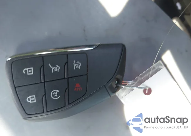 1GNSKPKD0PR411701: 42065739