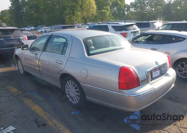 1LNHM81W25Y622466: 42066816