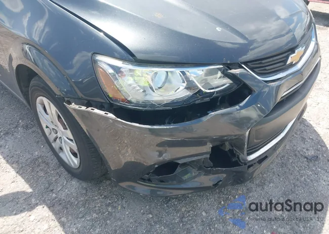 1G1JB5SH0H4134048: 42067063