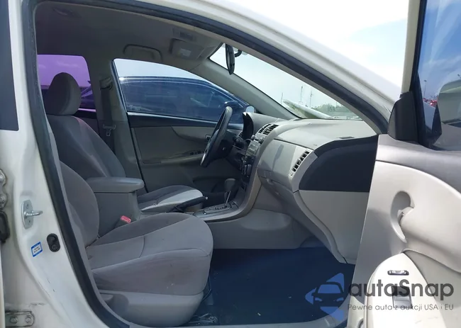 JTDBU4EE0B9135308: 42067136