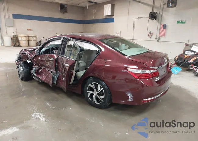 1HGCR2F37GA216059: 42066353