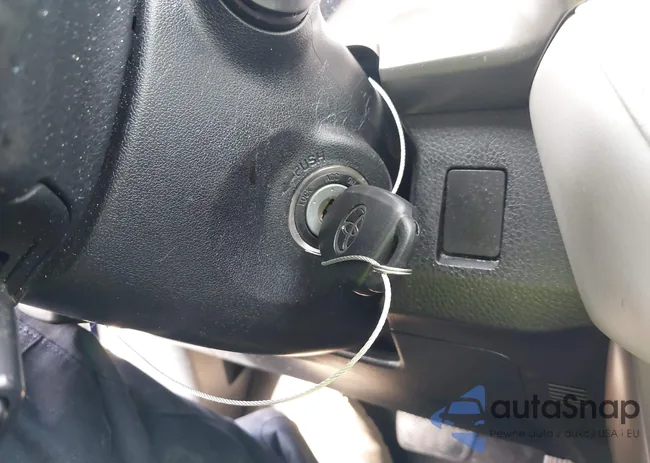 JTMWFREV6FJ034187: 42068330