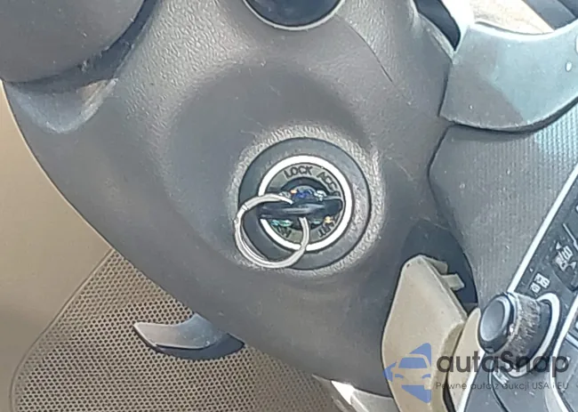 KMHCT4AE5DU389797: 42067356