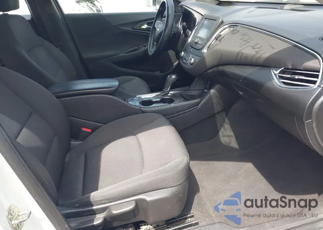 1G1ZD5ST1JF271642: 42067522