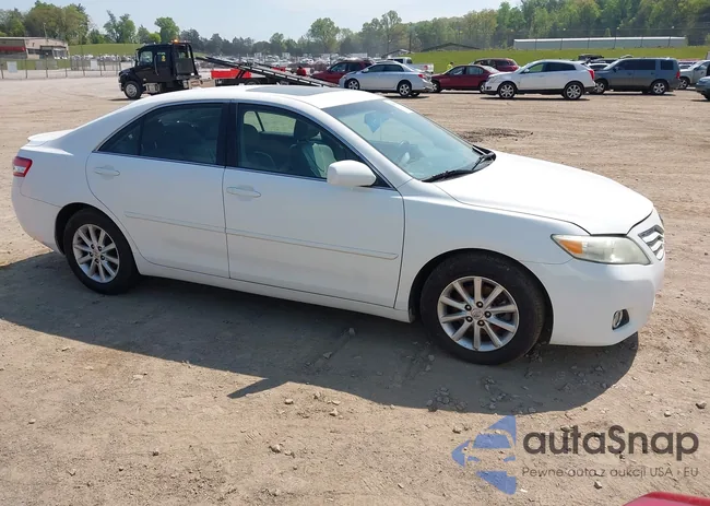 4T1BF3EK7BU618104: 42067608