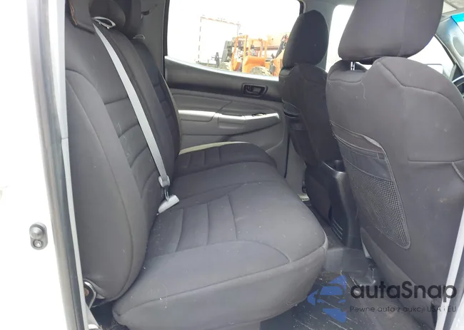 3TMLU4EN9EM161044: 42068412