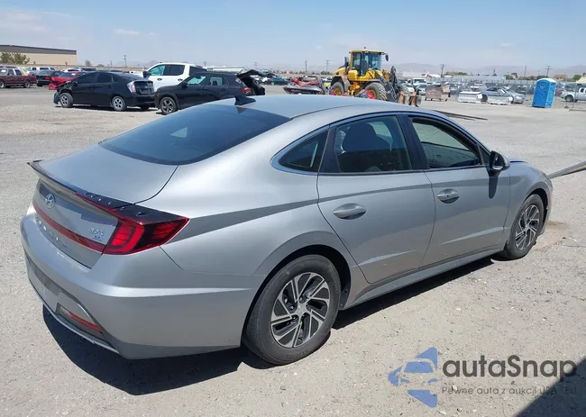 KMHL24JJ0PA061953: 42068413