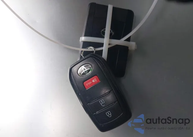 3TMLB5JN8RM007562: 42068671