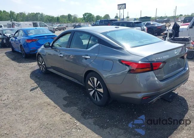 1N4BL4EV8KC169928: 42068718