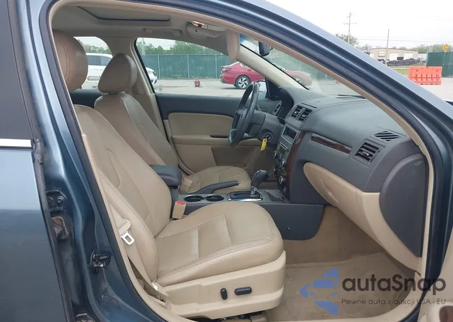 3FAHP0JA8BR344948: 42069690