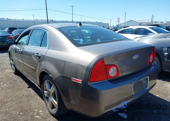 1G1ZC5E01CF330972: 42069987