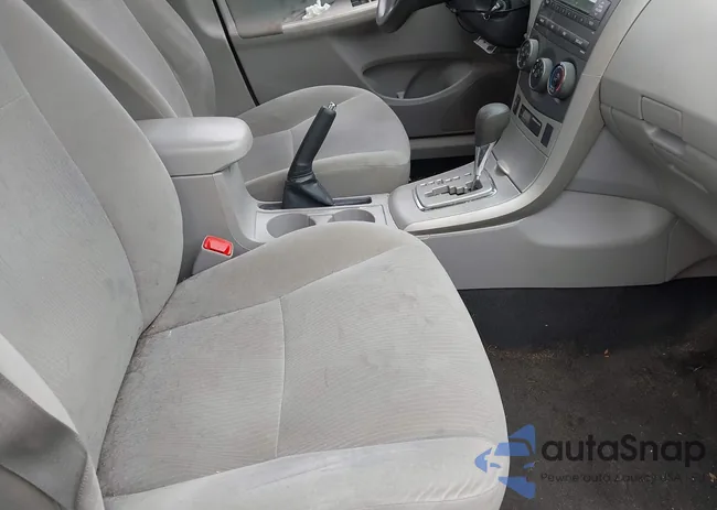 2T1BU4EE6BC580257: 42069431