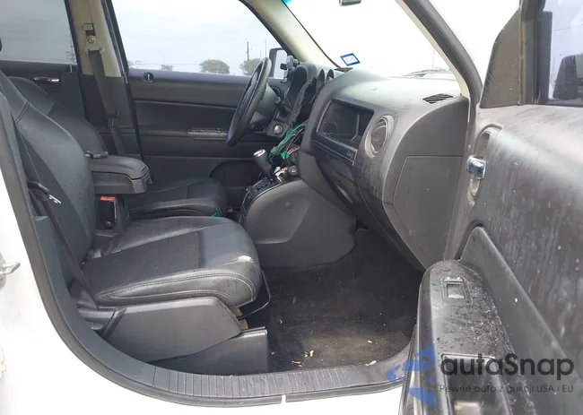 1C4NJPBA5HD132953: 42069474